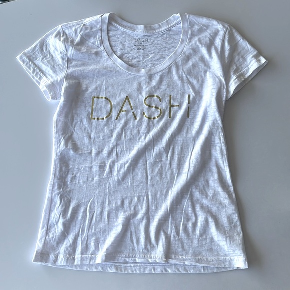 DASH on Melrose Kardashian T-shirt 💛 Flawless & SO soft! - Picture 1 of 6